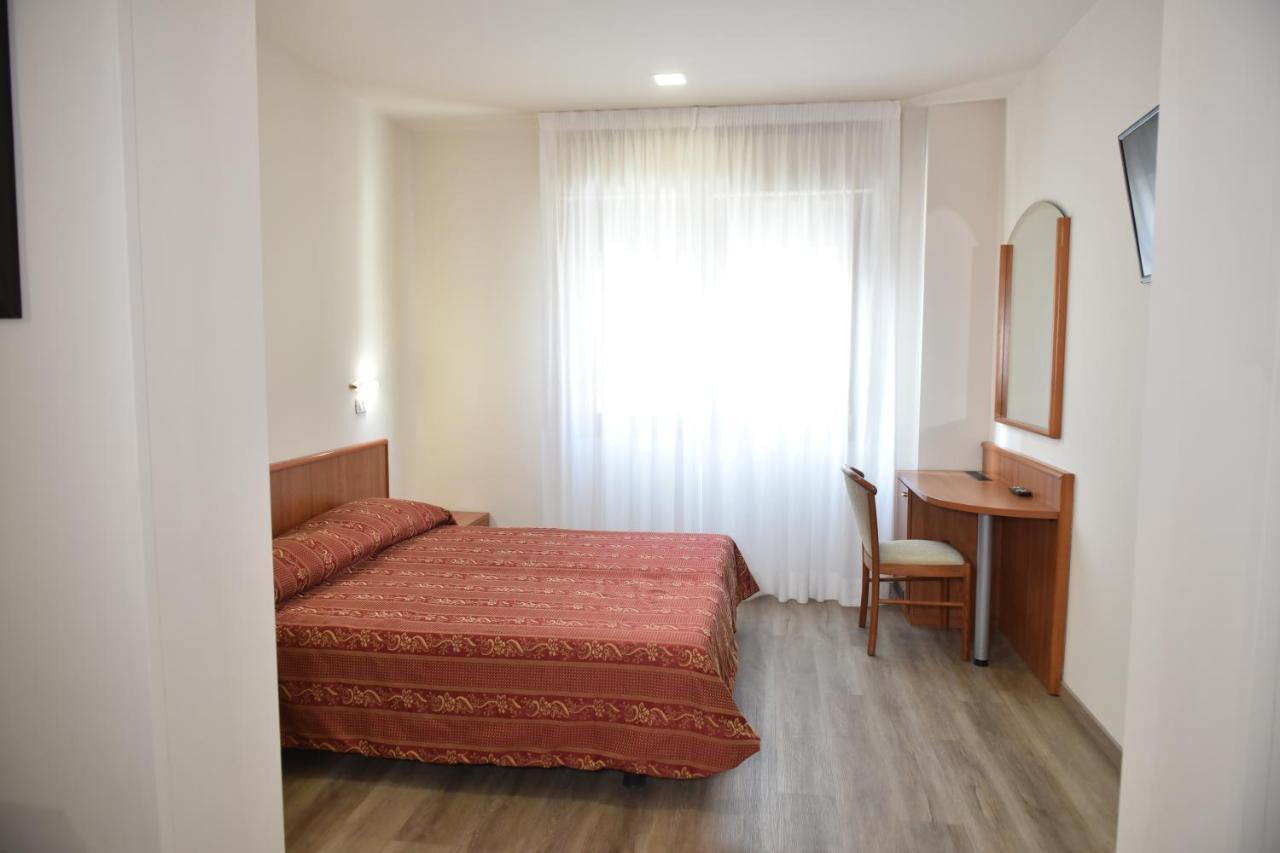 Hotel E Appartamenti La Solaria San Giovanni Rotondo Extérieur photo