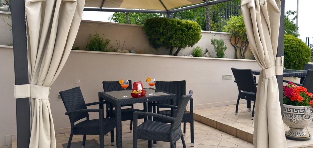 Hotel E Appartamenti La Solaria San Giovanni Rotondo Extérieur photo