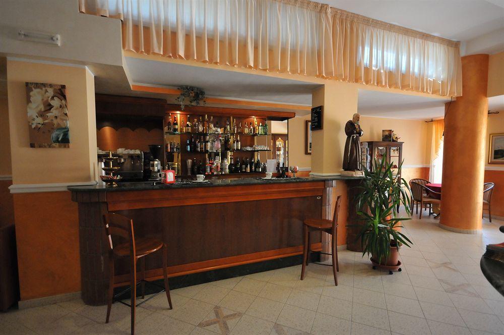 Hotel E Appartamenti La Solaria San Giovanni Rotondo Extérieur photo