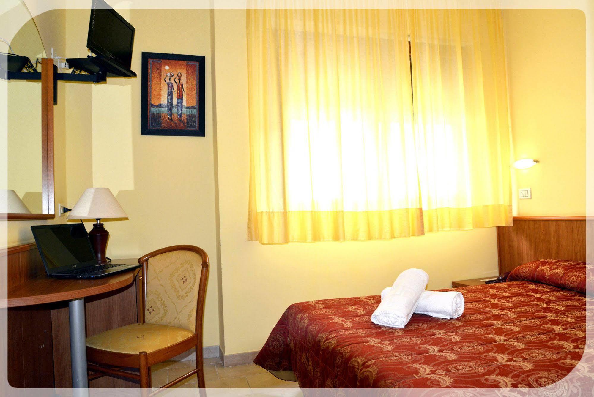 Hotel E Appartamenti La Solaria San Giovanni Rotondo Extérieur photo