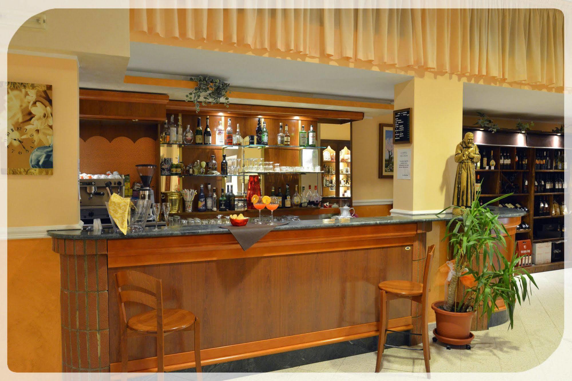 Hotel E Appartamenti La Solaria San Giovanni Rotondo Extérieur photo